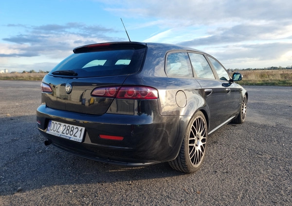 Alfa Romeo 159 cena 16900 przebieg: 201000, rok produkcji 2007 z Legnica małe 172